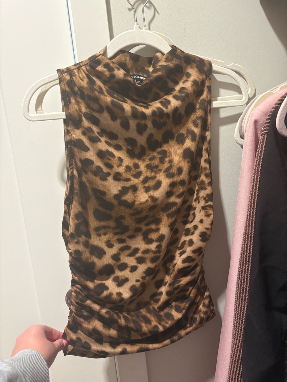 Mock Neck Leopard Print Tank Top - Brown